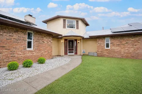 1091 SE Spinnaker Avenue Port St. Lucie FL 34983