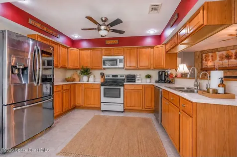 1091 SE Spinnaker Avenue Port St. Lucie FL 34983