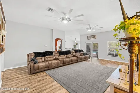 4148 Gardenwood Circle Grant FL 32949