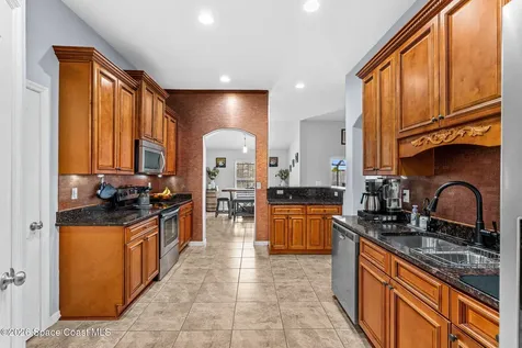 4148 Gardenwood Circle Grant FL 32949