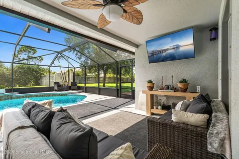 4148 Gardenwood Circle Grant FL 32949