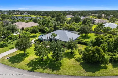 4148 Gardenwood Circle Grant FL 32949