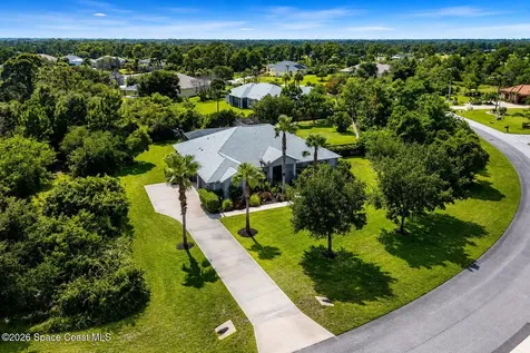 4148 Gardenwood Circle Grant FL 32949