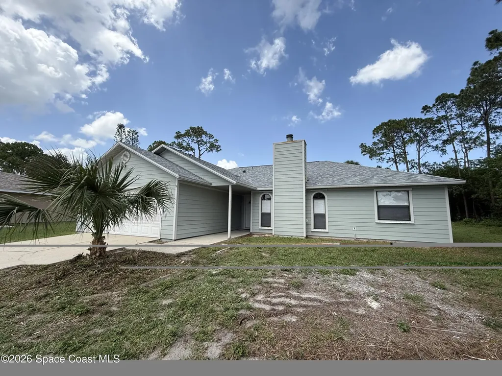 1205 Hegira Street NW Palm Bay FL 32907