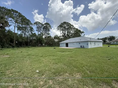 1205 Hegira Street NW Palm Bay FL 32907