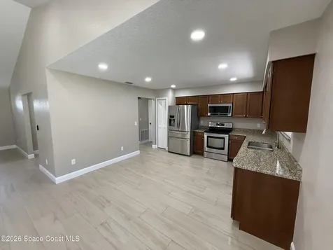 1205 Hegira Street NW Palm Bay FL 32907