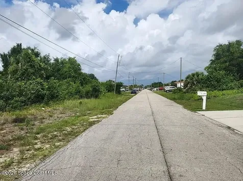 2903 26th Street SW Lehigh Acres FL 33973