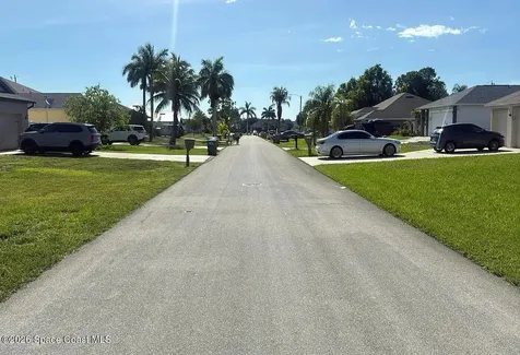1303 SW 34th Street Cape Coral FL 33914