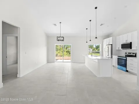 1542 Trojan Street SE Palm Bay FL 32909