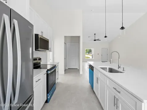 1542 Trojan Street SE Palm Bay FL 32909