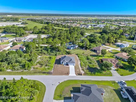1542 Trojan Street SE Palm Bay FL 32909