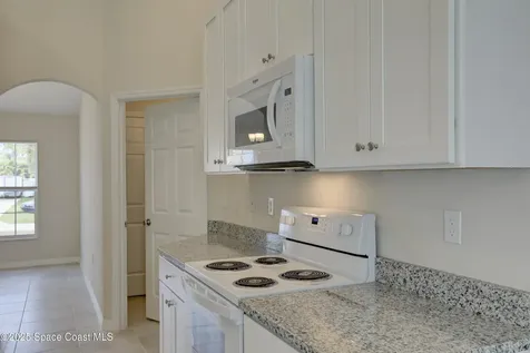 426 Lanfair Avenue Sebastian FL 32958
