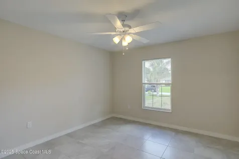 426 Lanfair Avenue Sebastian FL 32958