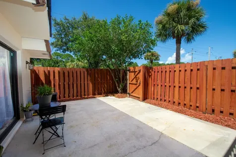 1915 Patty Circle NE Palm Bay FL 32905
