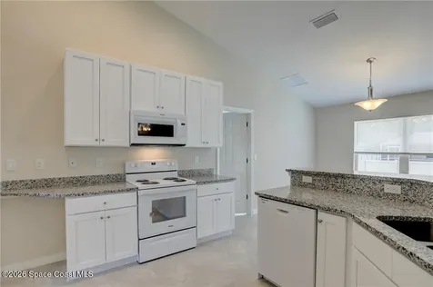 426 Lanfair Avenue Sebastian FL 32958