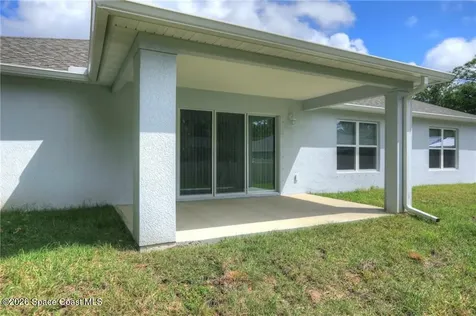 426 Lanfair Avenue Sebastian FL 32958