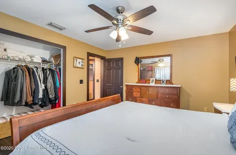 562 Lake Ashley Circle Melbourne FL 32904