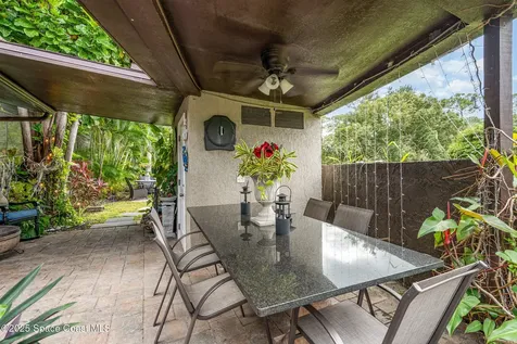 562 Lake Ashley Circle Melbourne FL 32904