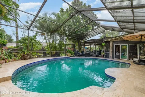 562 Lake Ashley Circle Melbourne FL 32904