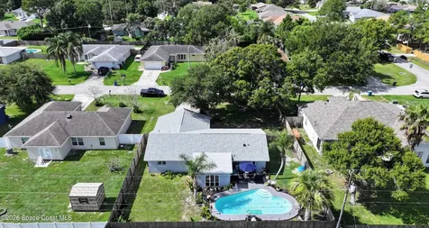667 Antigua Street NE Palm Bay FL 32907