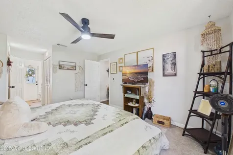 667 Antigua Street NE Palm Bay FL 32907