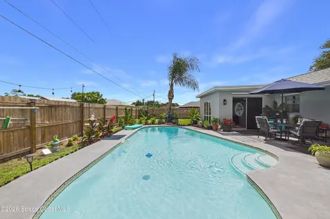 667 Antigua Street NE Palm Bay FL 32907