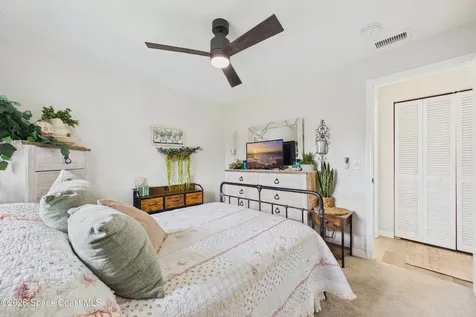 667 Antigua Street NE Palm Bay FL 32907