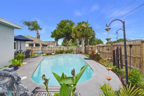 667 Antigua Street NE Palm Bay FL 32907