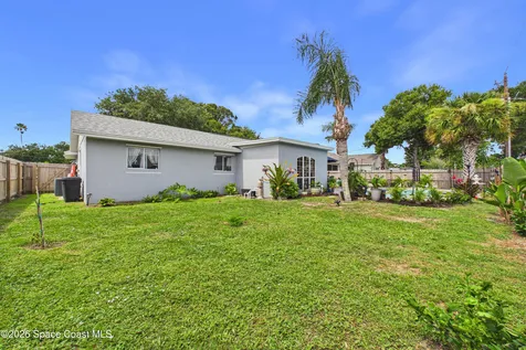 667 Antigua Street NE Palm Bay FL 32907
