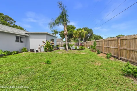 667 Antigua Street NE Palm Bay FL 32907