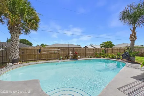 667 Antigua Street NE Palm Bay FL 32907