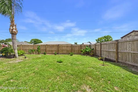 667 Antigua Street NE Palm Bay FL 32907