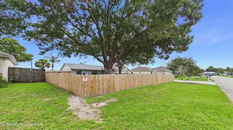 667 Antigua Street NE Palm Bay FL 32907