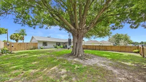 667 Antigua Street NE Palm Bay FL 32907