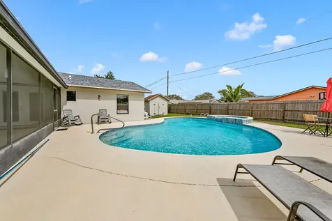 297 Harvey Avenue NE Palm Bay FL 32907