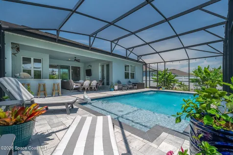 384 Loymer Circle Merritt Island FL 32953