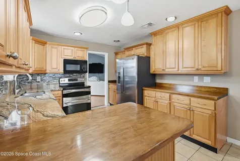 271 Hammock Road SE Palm Bay FL 32909