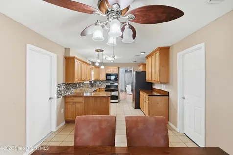 271 Hammock Road SE Palm Bay FL 32909