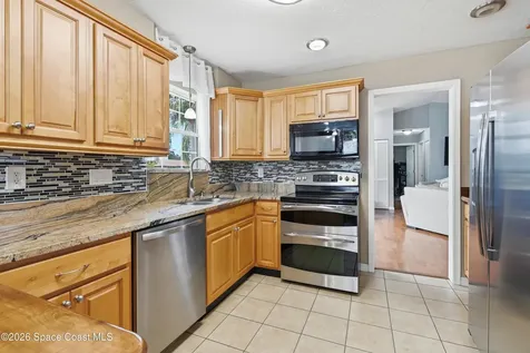 271 Hammock Road SE Palm Bay FL 32909