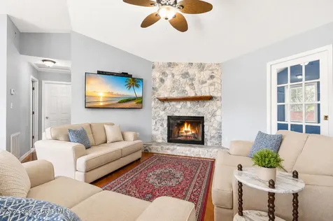 271 Hammock Road SE Palm Bay FL 32909