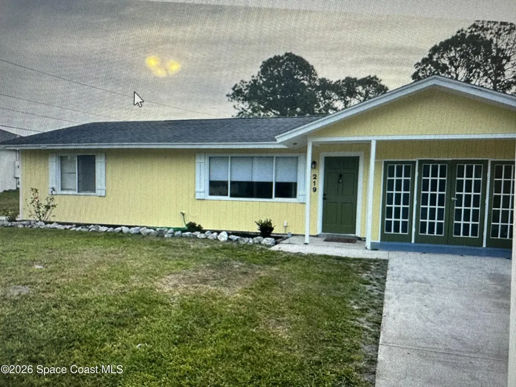 219 SE Eldron Boulevard SE Palm Bay FL 32909