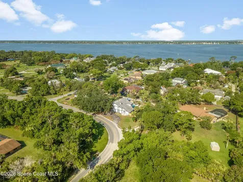 2195 N Tropical Trail Merritt Island FL 32953