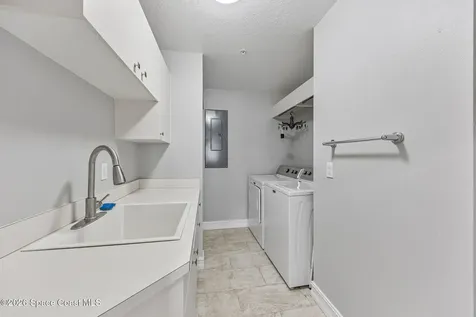 93 Delannoy Avenue Cocoa FL 32922