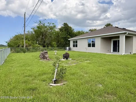 859 Serenade Street NW Palm Bay FL 32907