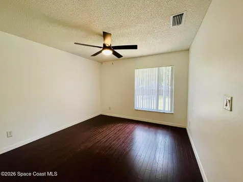 670 Elmont Street NW Palm Bay FL 32907