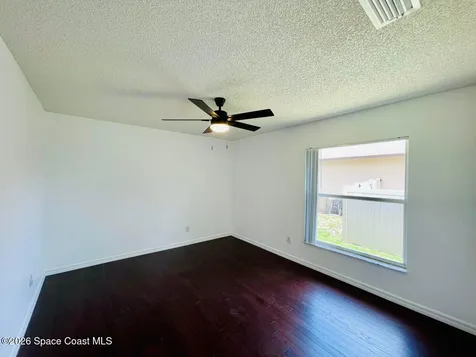 670 Elmont Street NW Palm Bay FL 32907