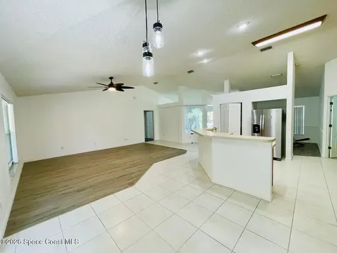 670 Elmont Street NW Palm Bay FL 32907