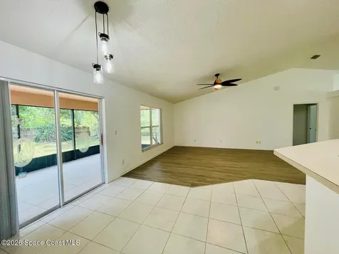 670 Elmont Street NW Palm Bay FL 32907