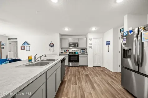 354 Carvalho Street SE Palm Bay FL 32909