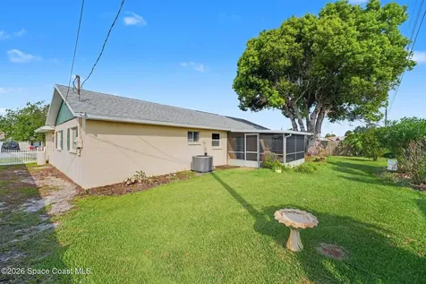 1300 Arlington Circle Merritt Island FL 32952